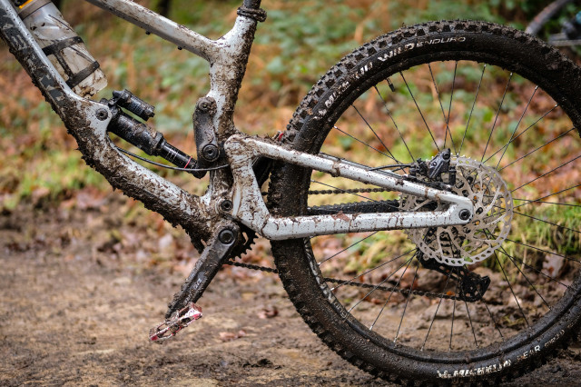 Nukeproof Giga 275 Carbon Comp review - Cycling News | off-road.cc